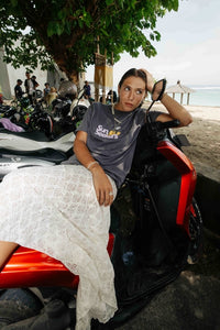 CAMISETA SUN SEEKERS ASH