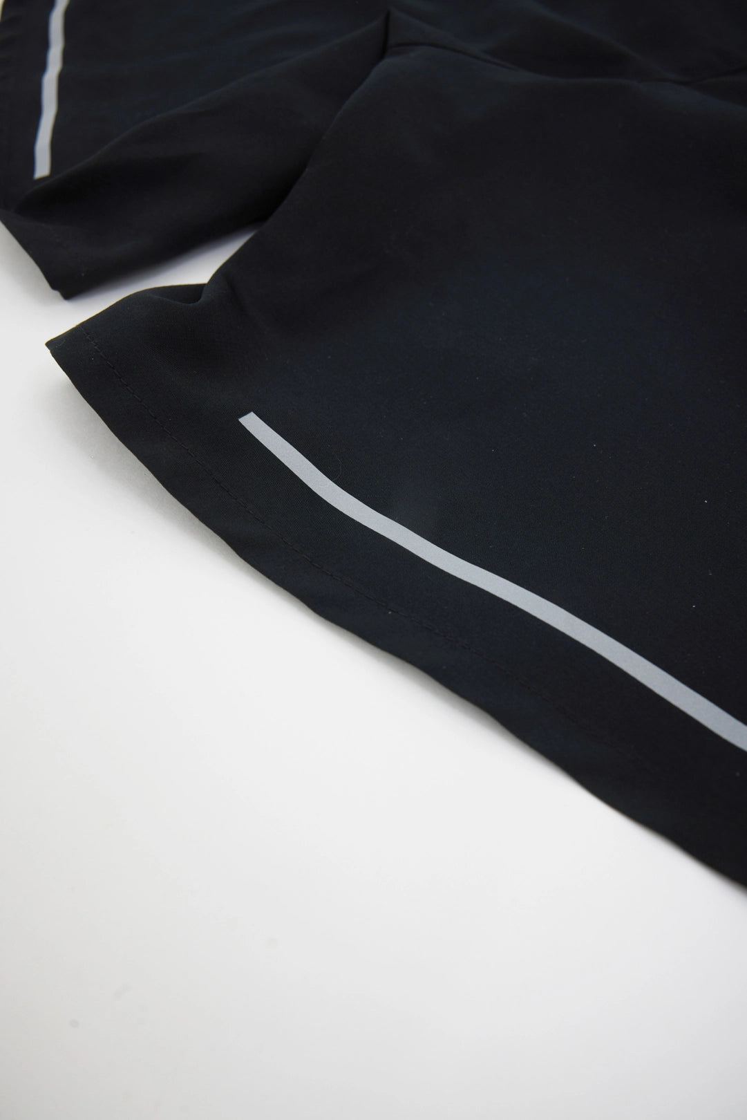 BLACK FAST SHORTS