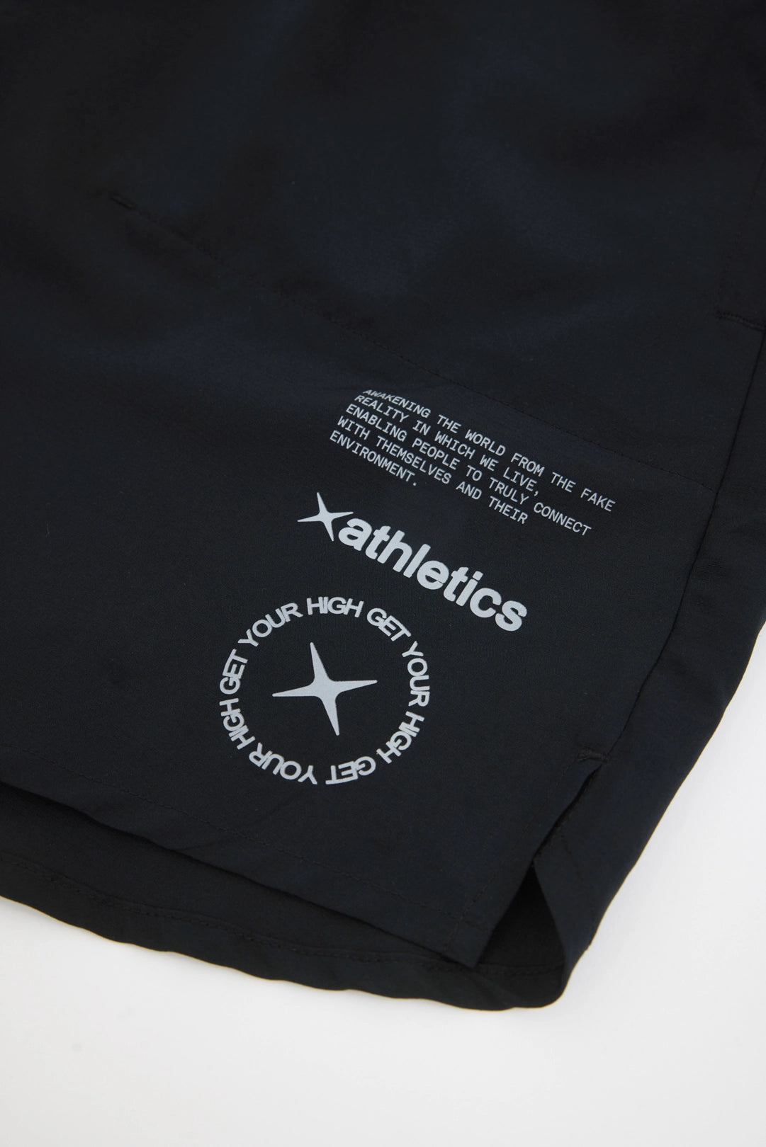BLACK TRAIN SHORTS