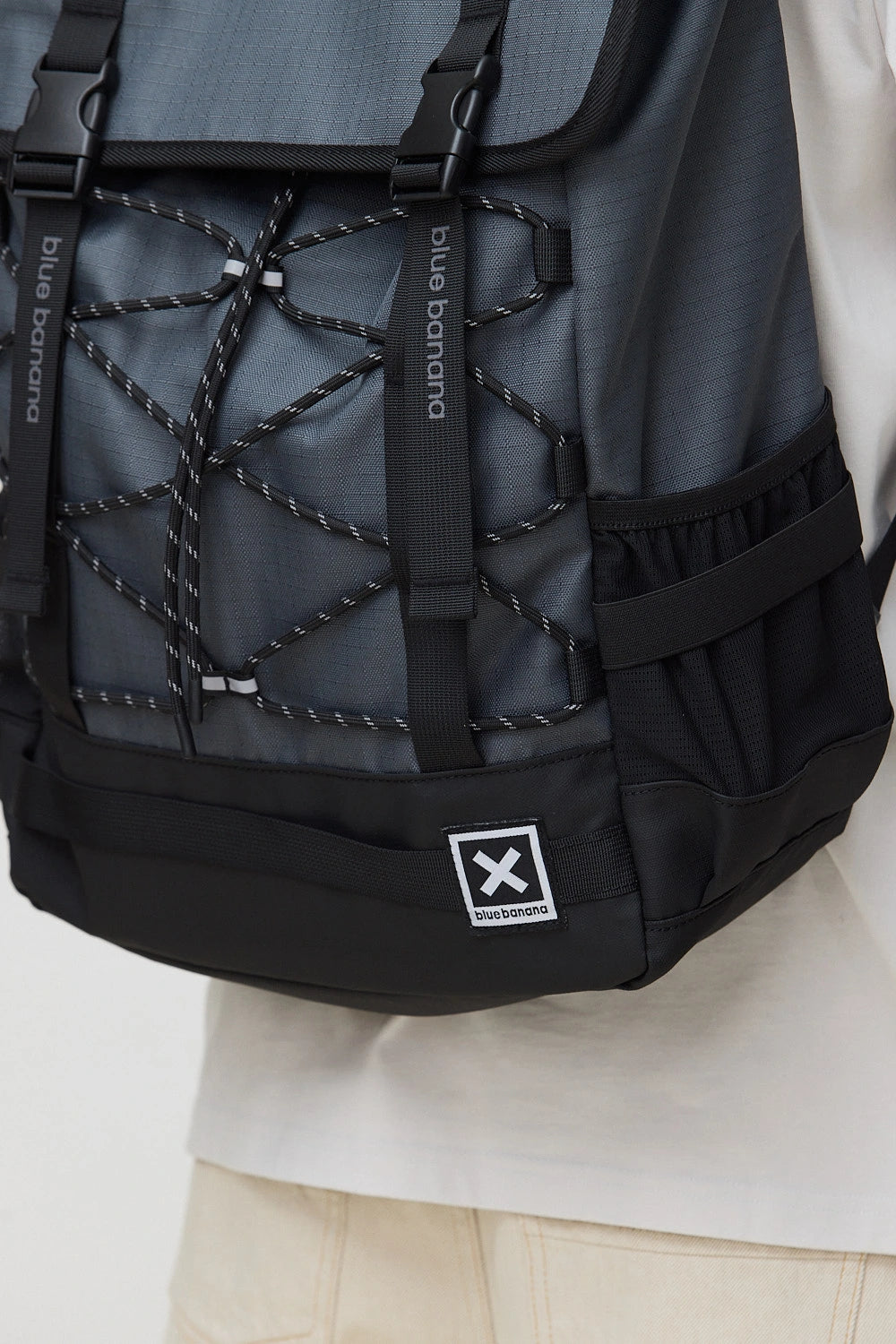 BLACK ADVENTURE BAG