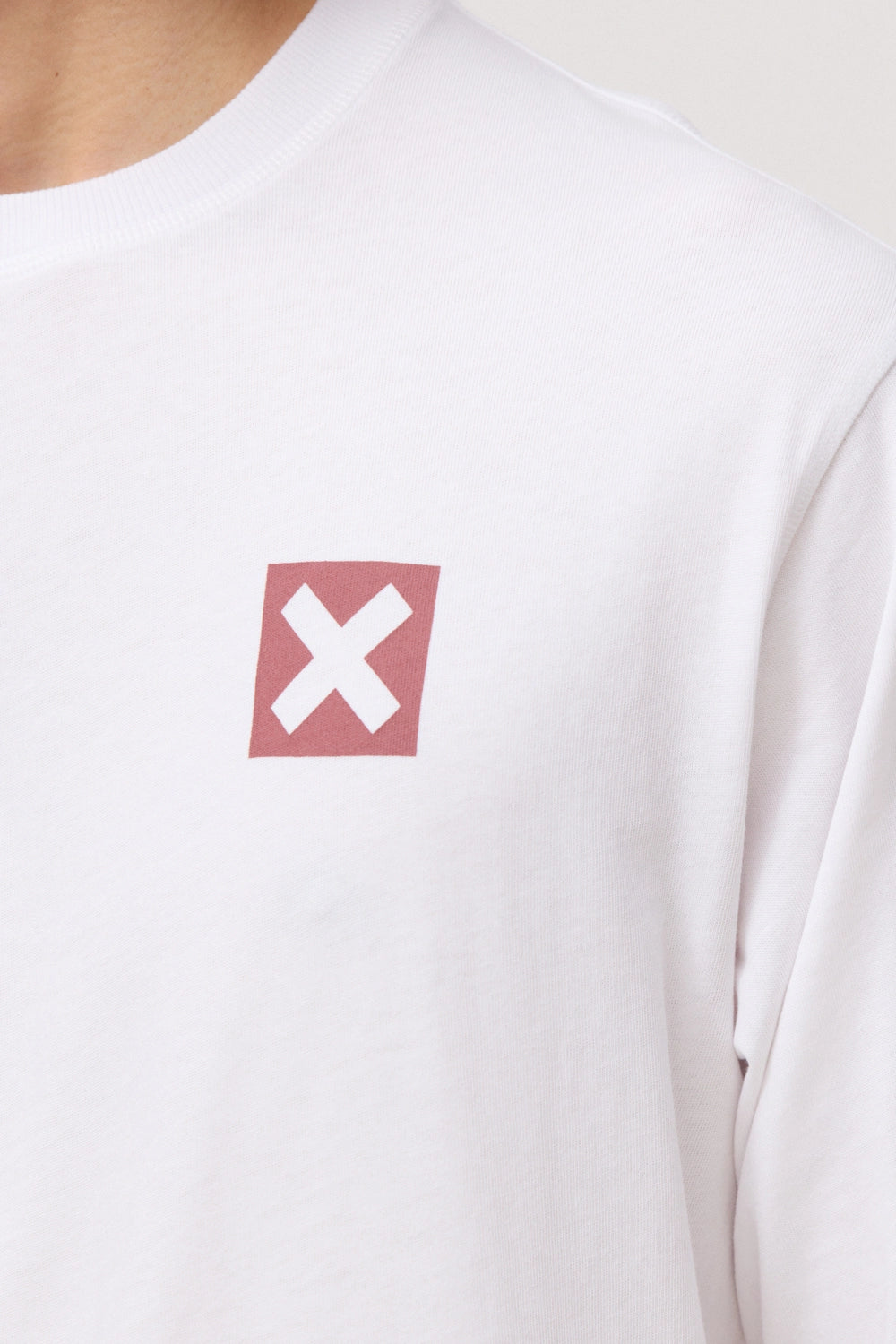 WHITE CORE LS TEE