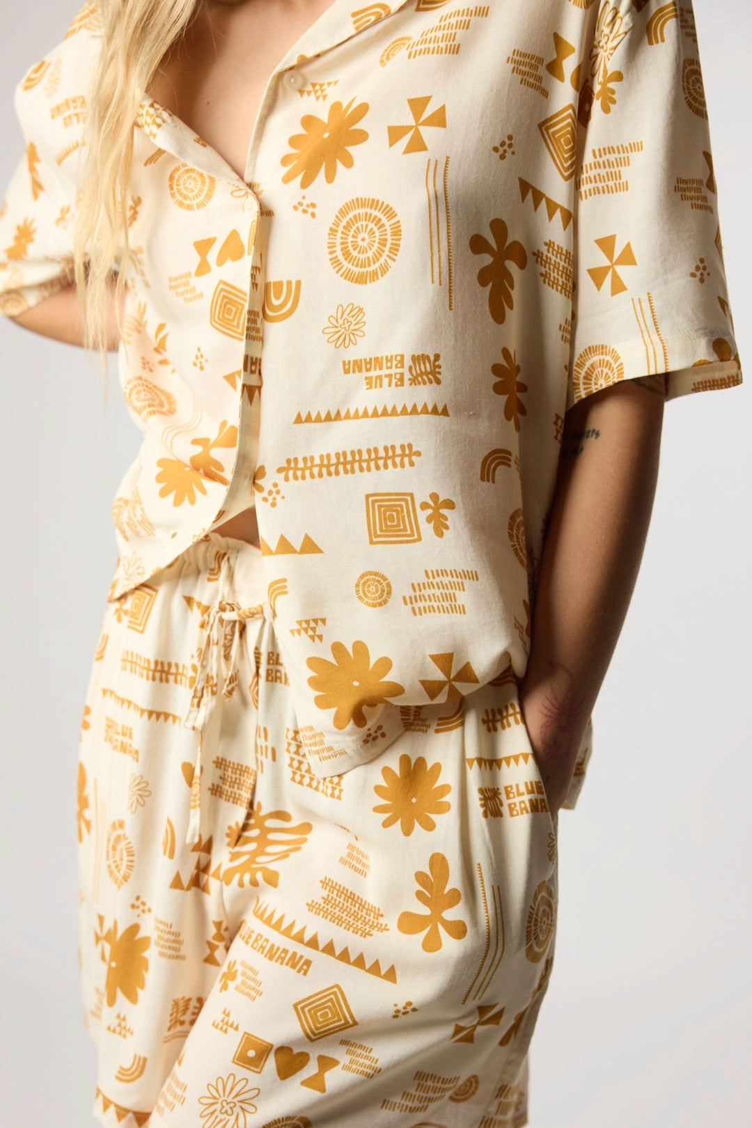 ECRU TILE WOMAN SS SHIRT