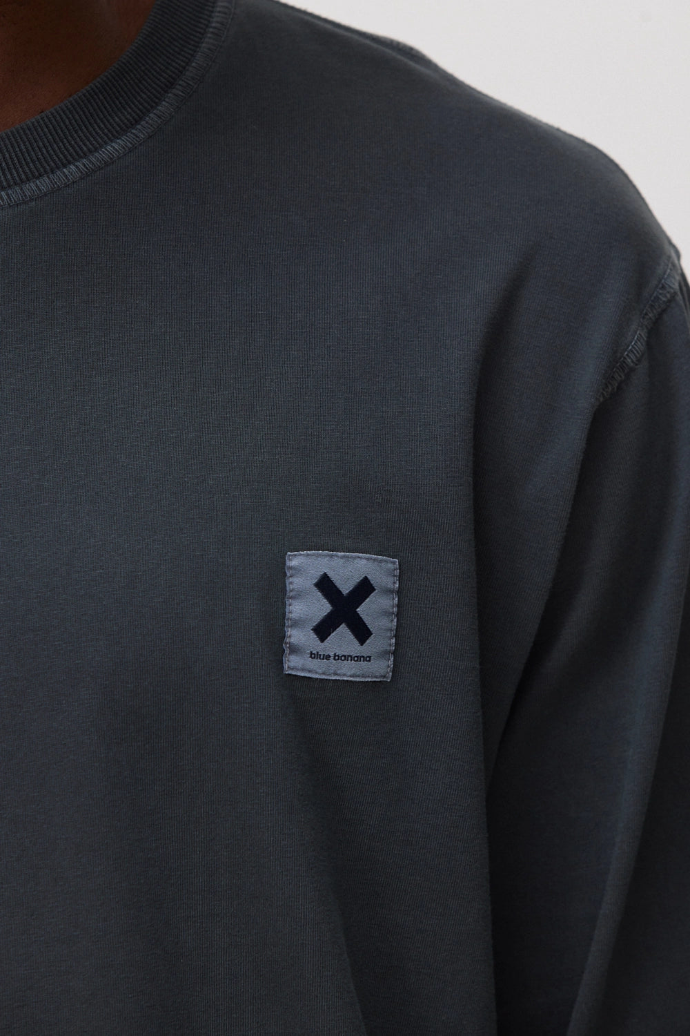 ANTHRACITE ICONIC LS TEE