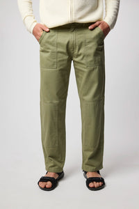 PANTALÓN STRAIGHT PATCHED IGUANA GREEN