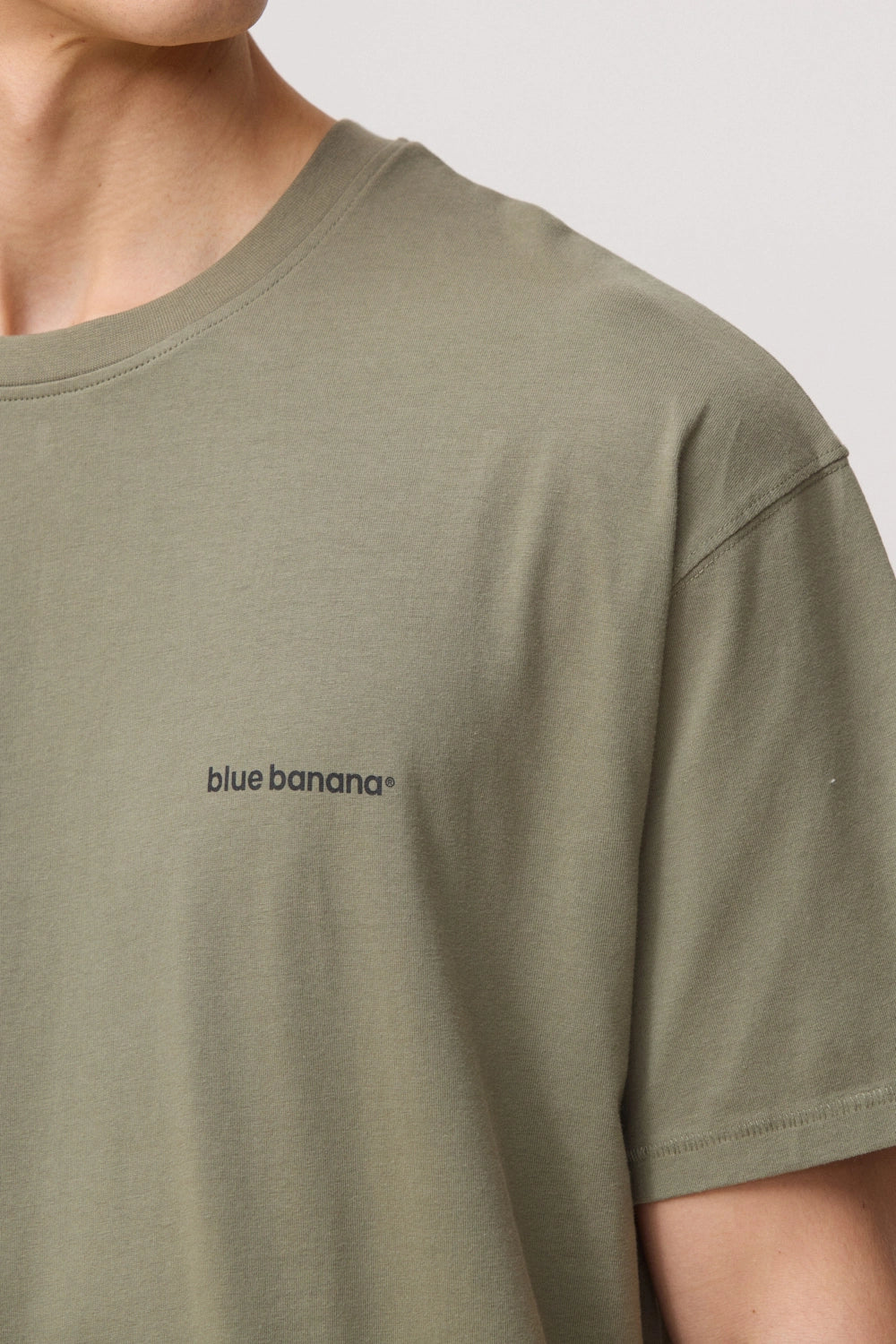 OLIVE GREEN MESS TEE