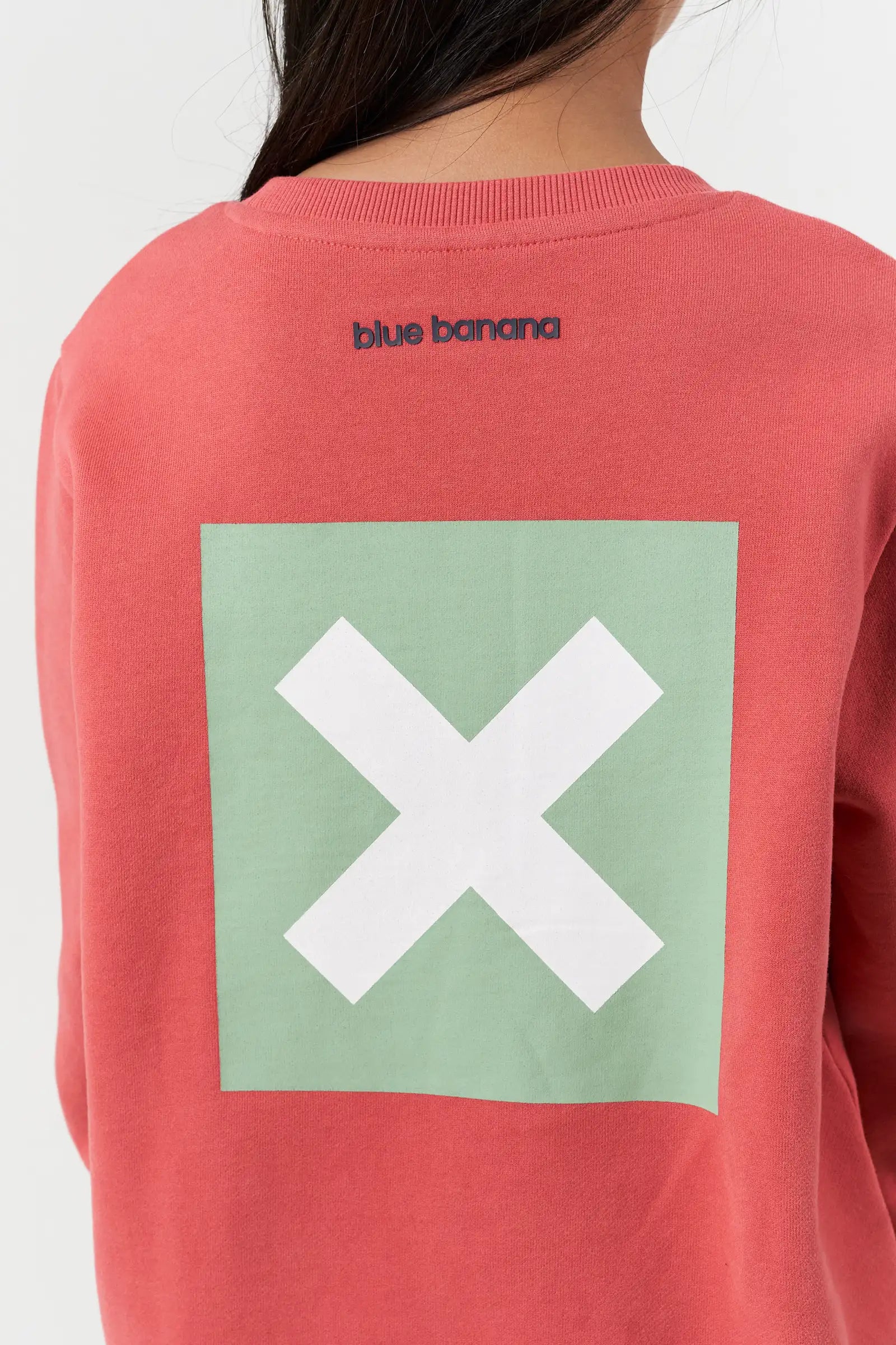 RED NATURE KIDS CREW