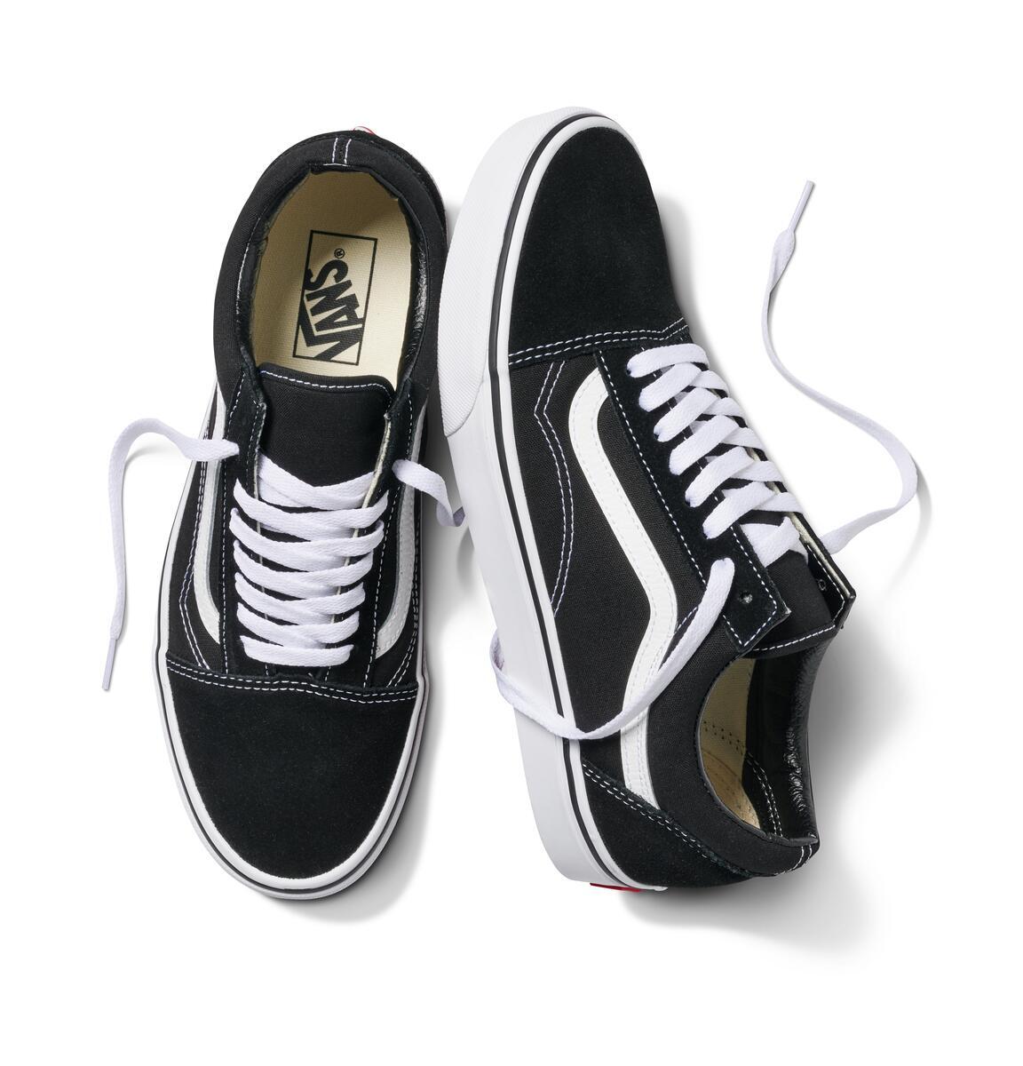 BLACK OLD SKOOL VANS SNEAKERS