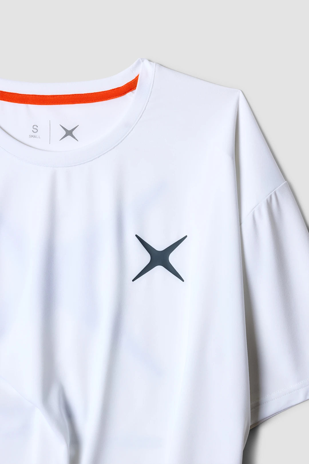 WHITE TRAIN WOMAN TEE