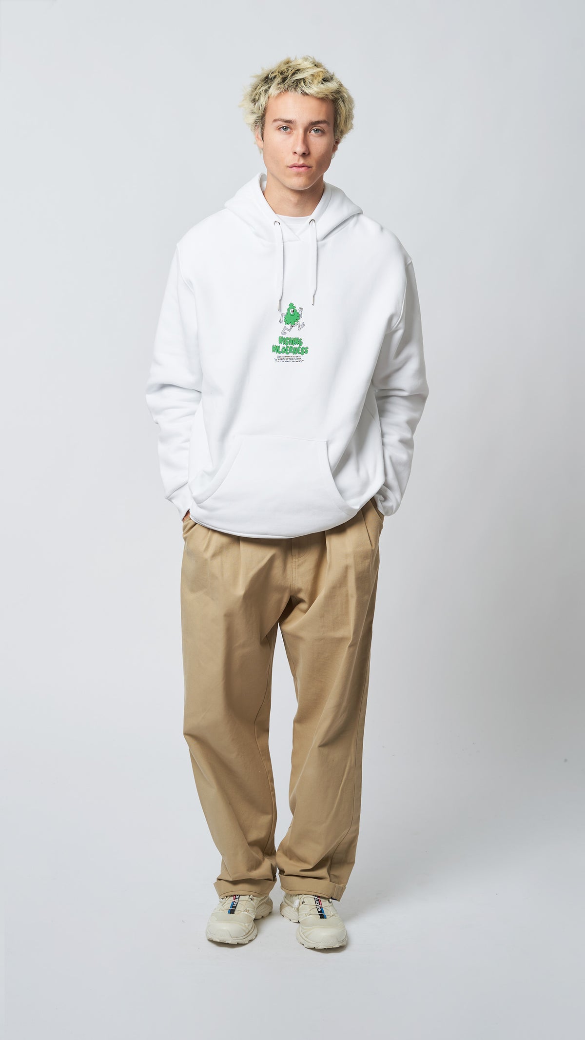 WHITE WILDERNESS HOODIE